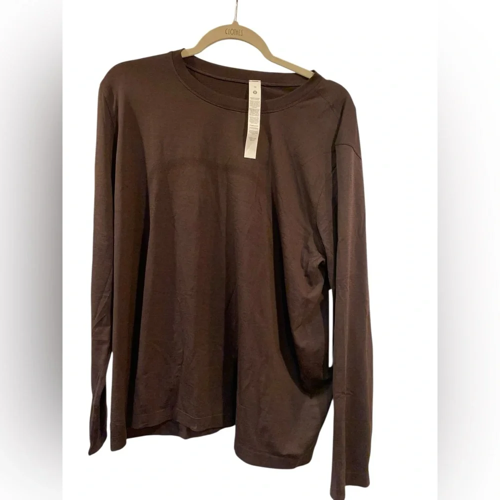 NWT Lululemon swiftly relaxed long sleeve SEQUOIA Size 10